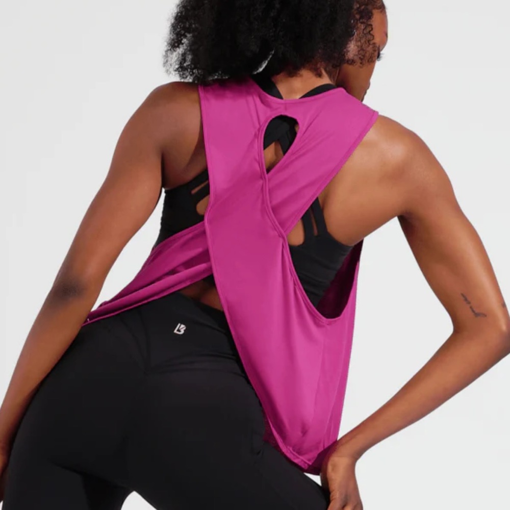 Set of 2 M BuffBunny Iris Tank
